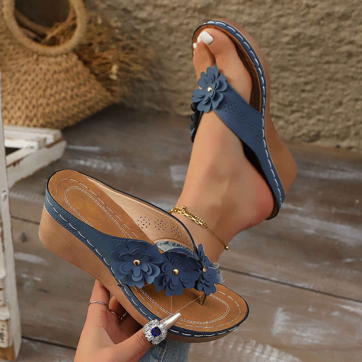 Flower Stitching Wedge Women's Sandals