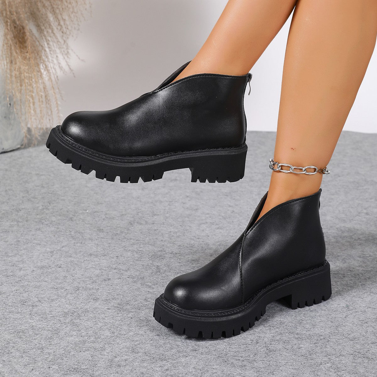 Arrival Women's Plus-size Chunky-heeled High-heeled Ankle Boots