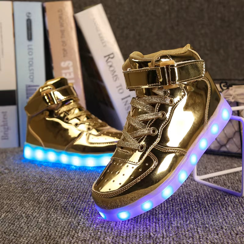 Luxury Men'S Glowing Sneakers Gold Glitter Skateboard Shoes Men Street Unisex Luminous Sneakers Men Shiny Mirror Designer Shoes