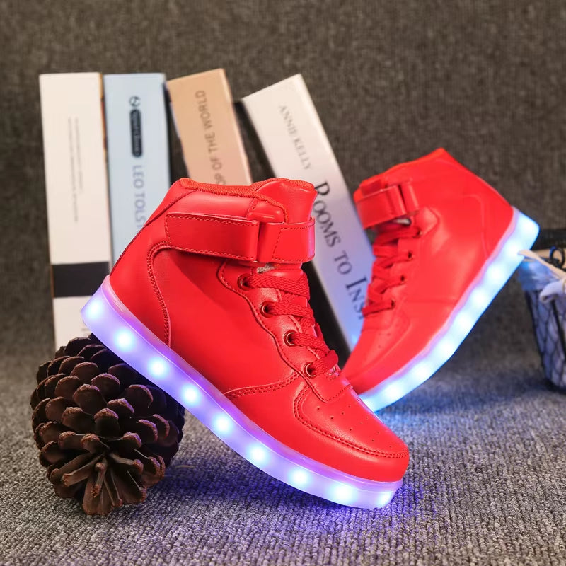 Luxury Men'S Glowing Sneakers Gold Glitter Skateboard Shoes Men Street Unisex Luminous Sneakers Men Shiny Mirror Designer Shoes