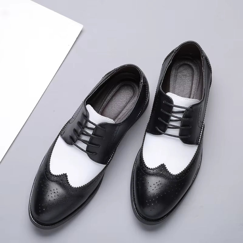 2025 British Style Men'S Trend Pointed Toe Brogues Shoes Men Wedding Leather Dress Shoes Black with White Formal Shoes Men